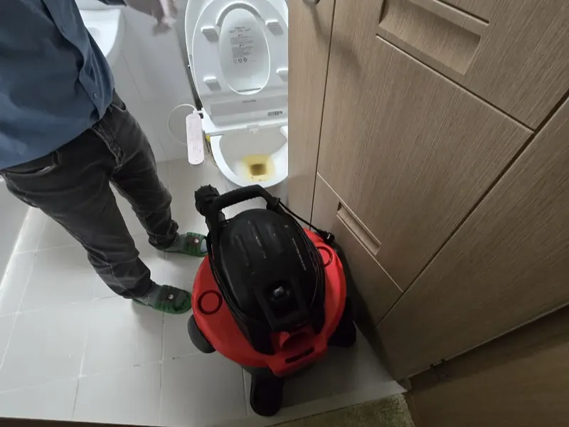 부산 변기막힘 작업사례 4